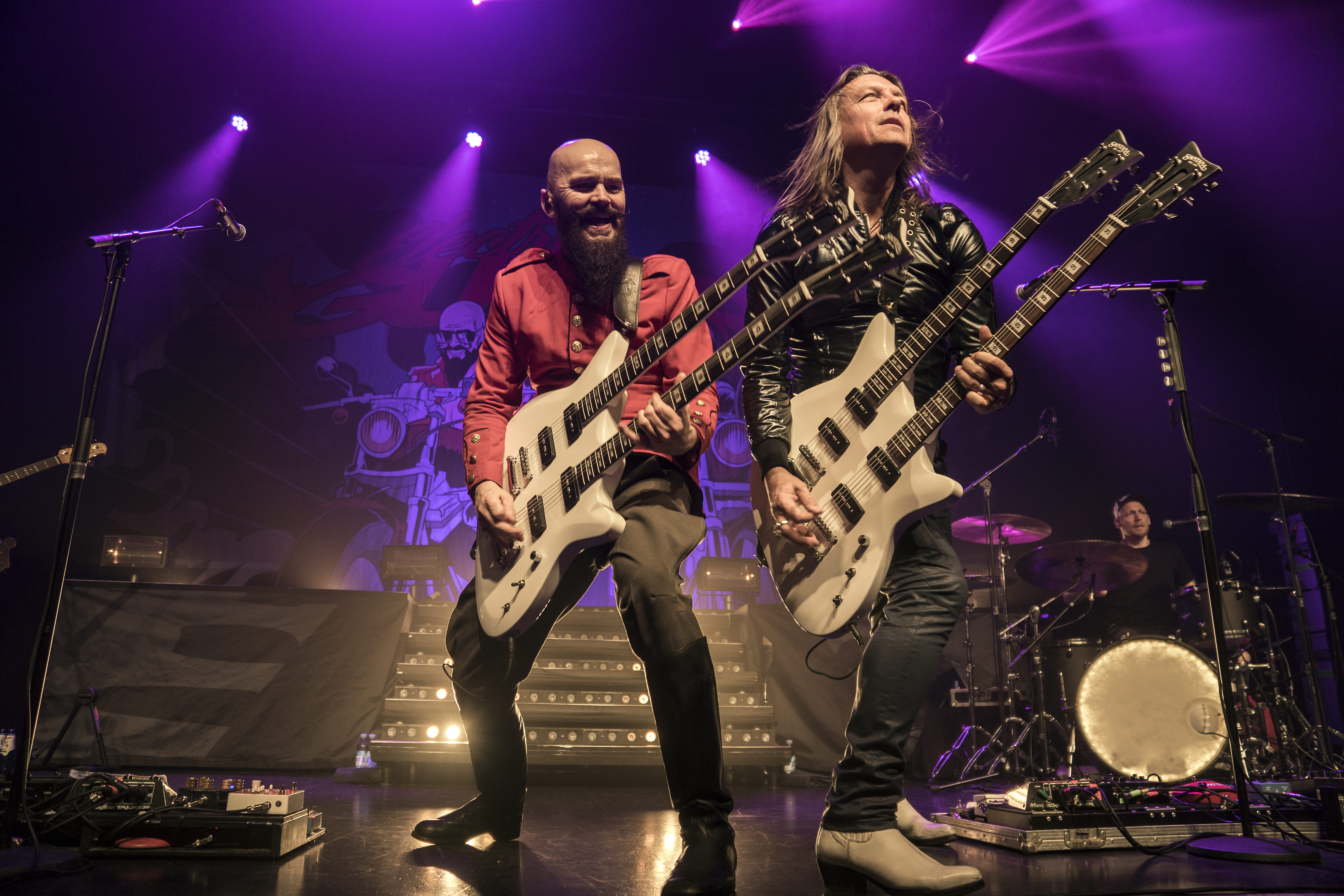 ELECTRIC GUITARS – Speed Of Sound Tour