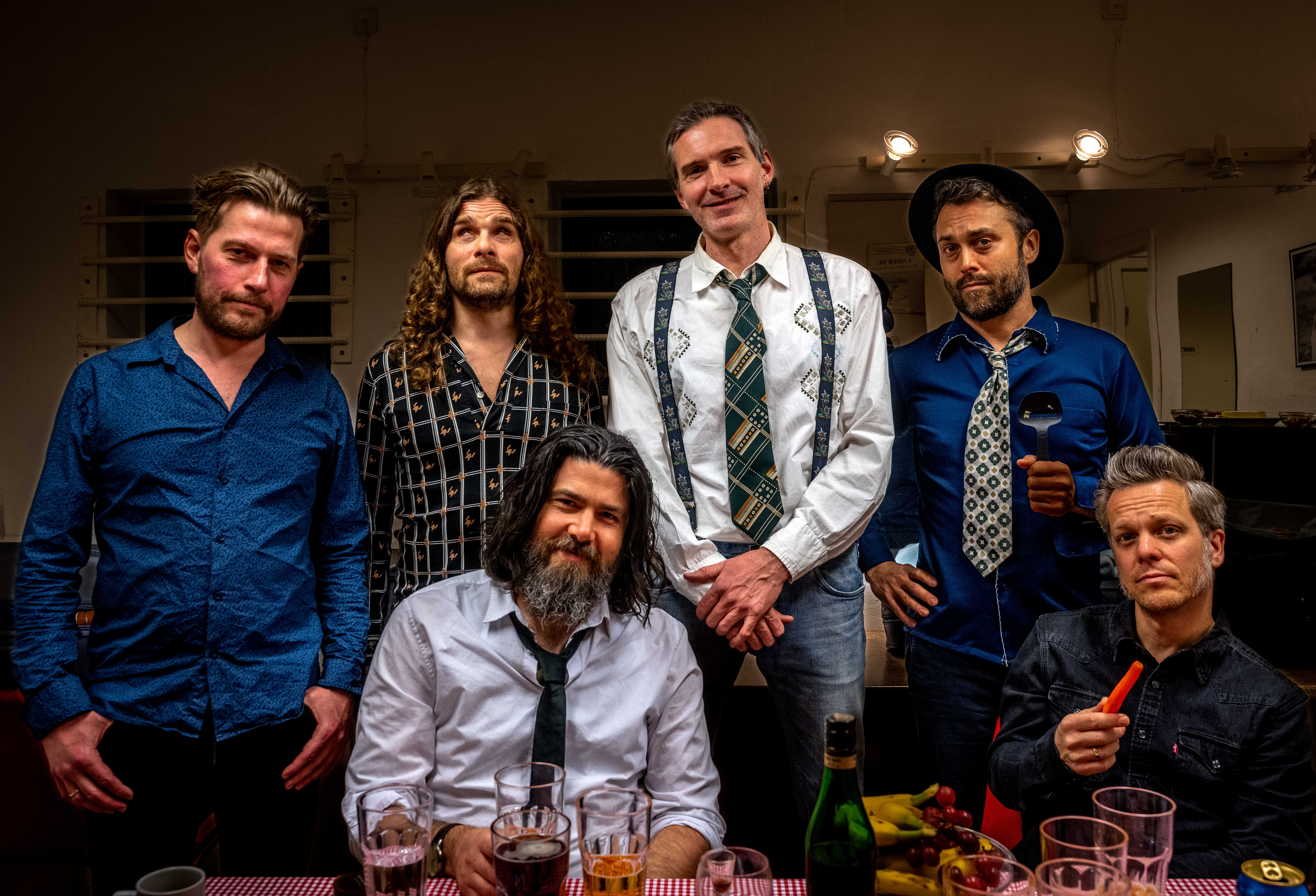 RAINDOGS celebrating Tom Waits